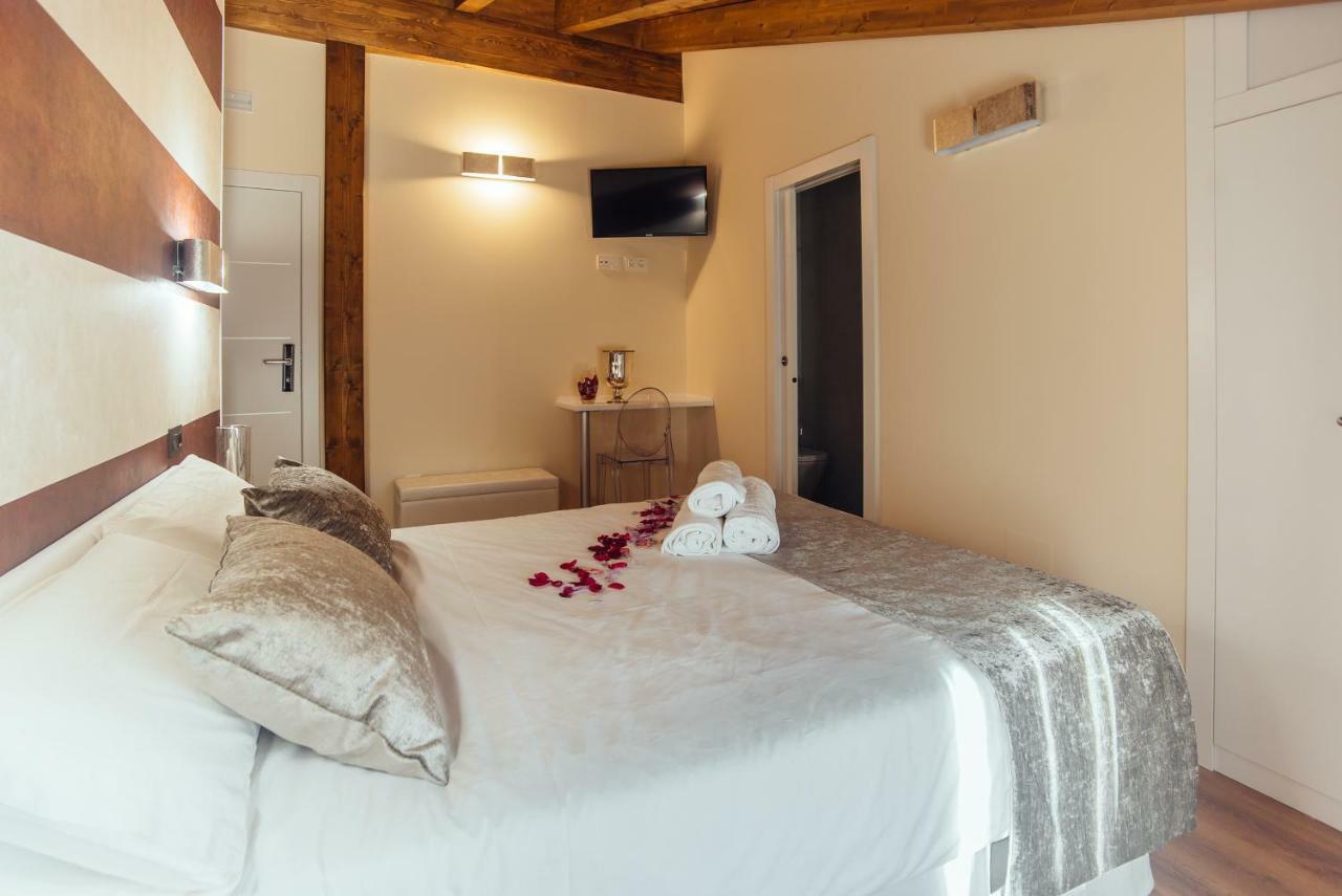 Hotel Rural Pinares De Soria Molinos de Duero Exteriör bild
