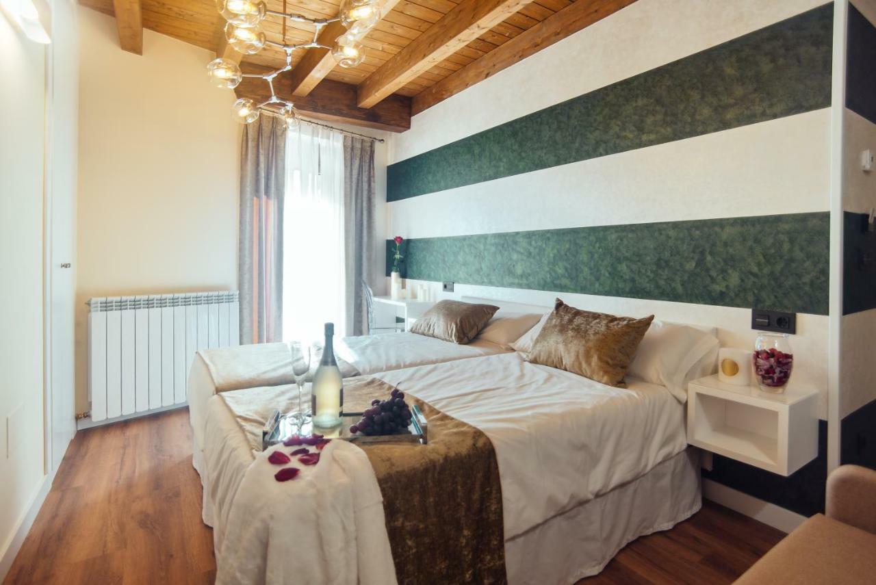 Hotel Rural Pinares De Soria Molinos de Duero Exteriör bild